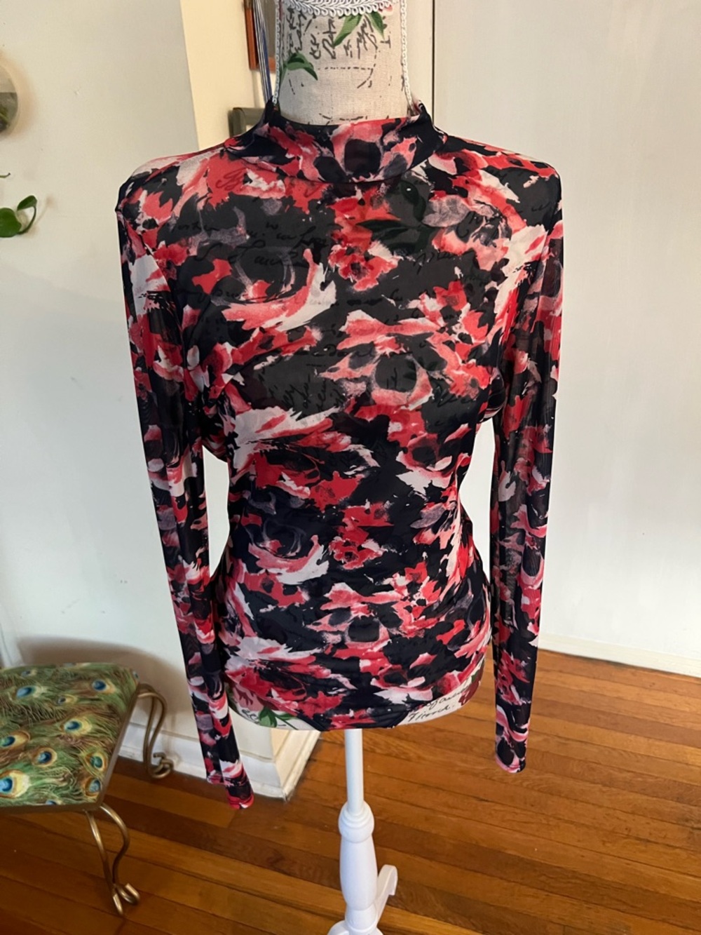 Women’s Floral Print Long Sleeve Mock Neck Top - Body Suit Red & Black